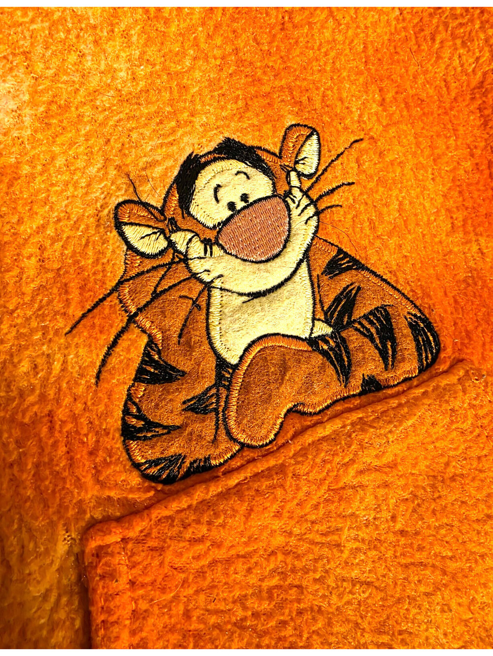 Vtg Disney Tigger Winnie The Pooh Orange Tie Dye Fleece w/ Kangaroo Pocket